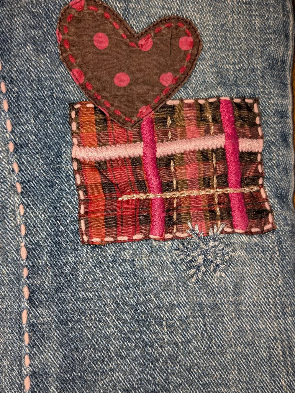 GAP embroidery 18